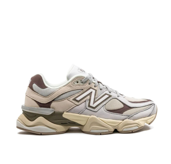 New Balance 9060 Beige y Marrón