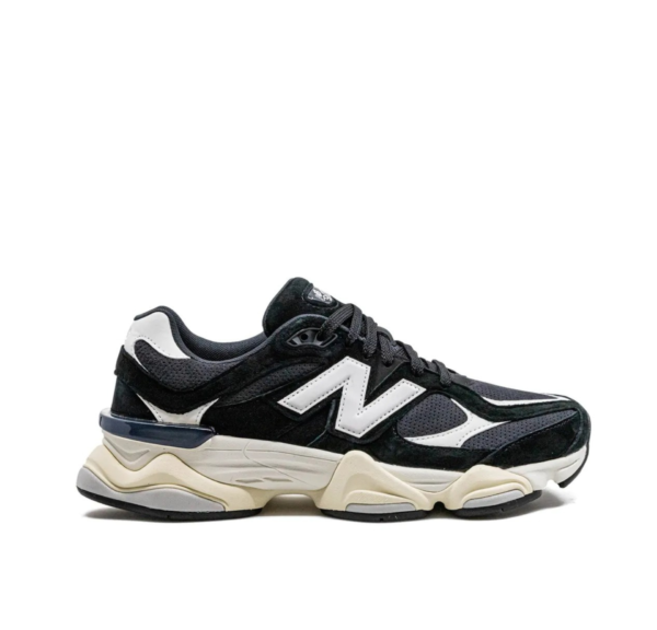 New Balance 9060 Negras con Blanco y Suela Crema