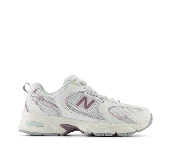 New Balance 530 Blanco y Rosa Claro